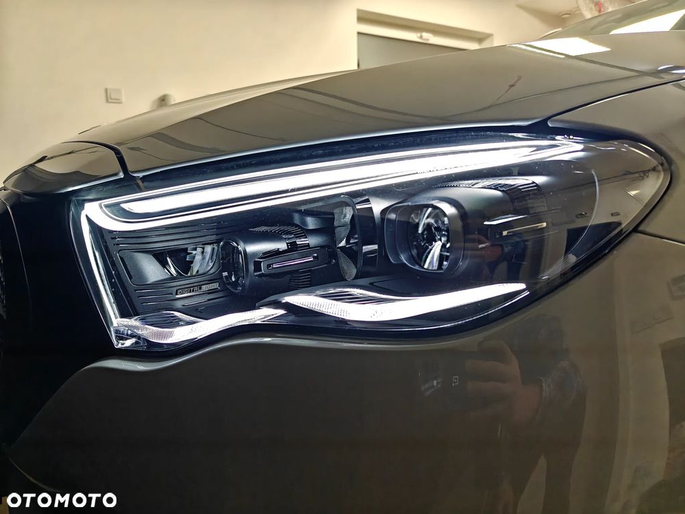 Mercedes-Benz Klasa E - 12