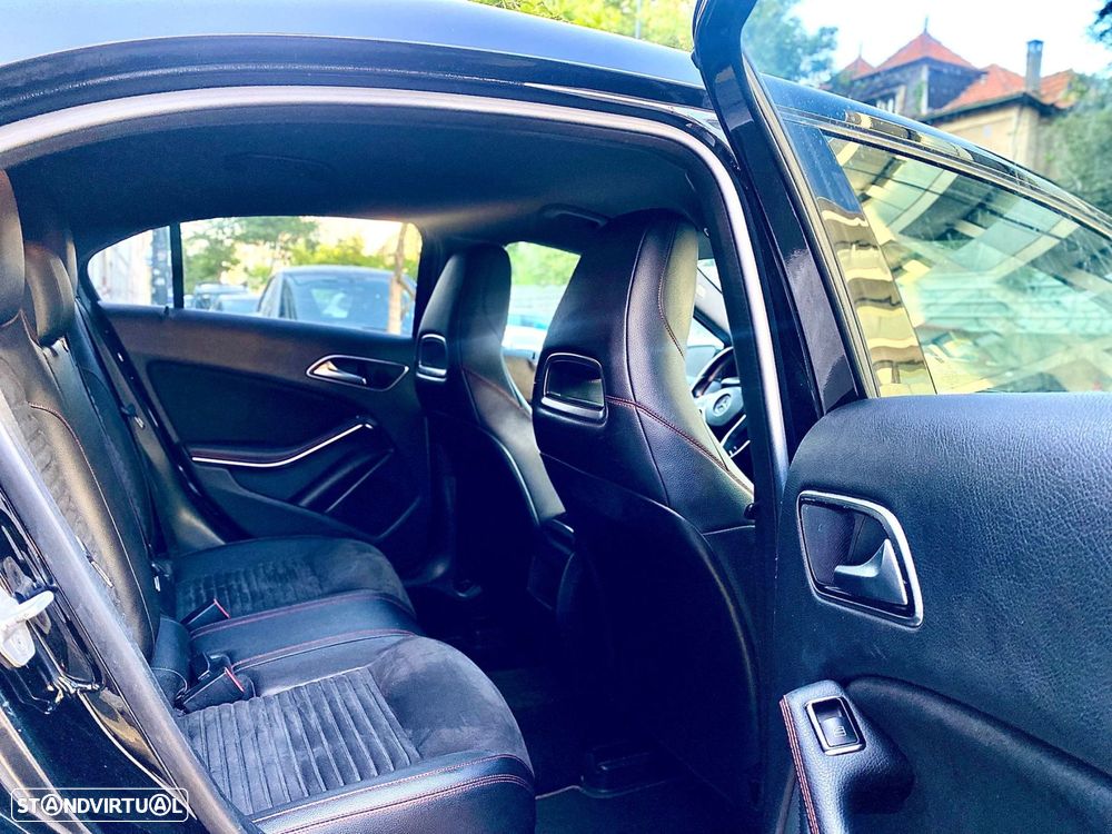 Mercedes-Benz A 180 CDi BE AMG Line - 30