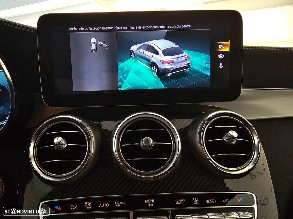 Mercedes-Benz GLC 300 e Coupe 4Matic - 40