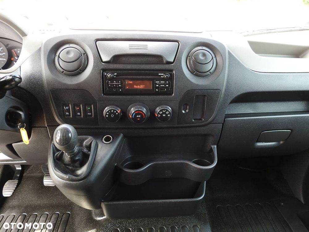 Renault MASTER PLANDEKA 8 PALET TEMPOMAT KLIMATYZACJA  170KM - 33