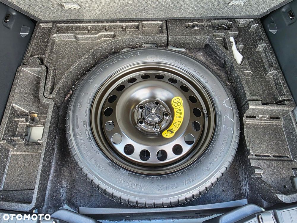 Ford Kuga - 32
