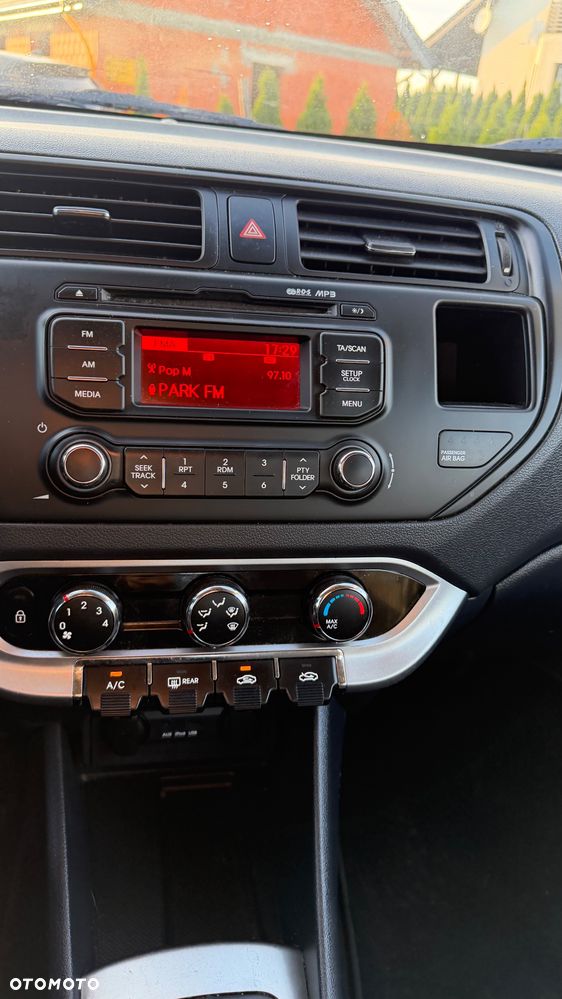 Kia Rio 1.4 Spirit - 17