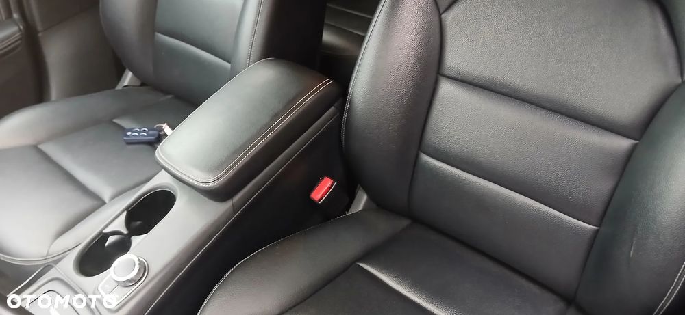 Mercedes-Benz GLA 250 7G-DCT AMG Line - 17