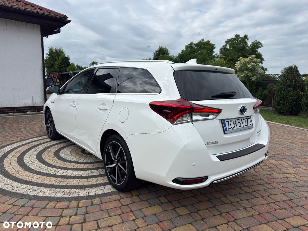 Toyota Auris - 13