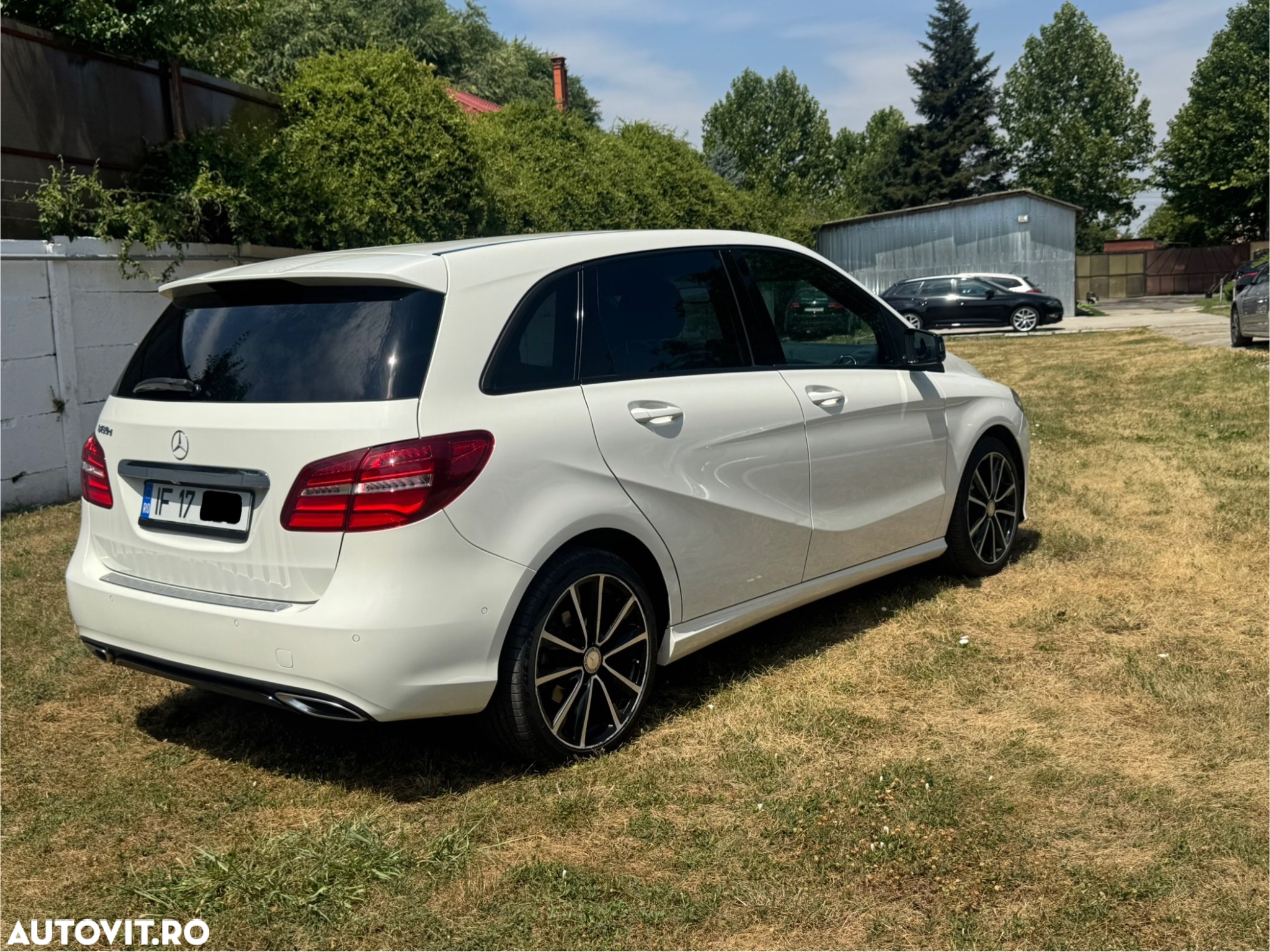 Mercedes-Benz B 180 d 7G-DCT Style - 2