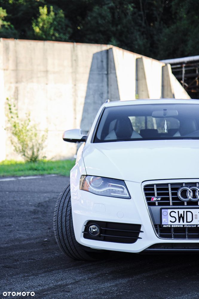 Audi S4 Avant - 8