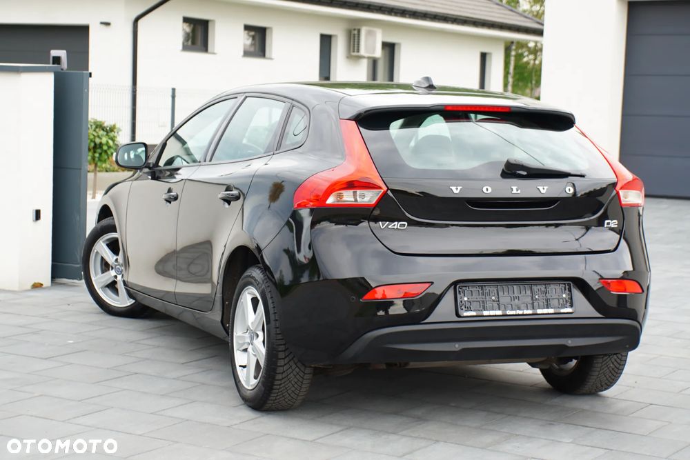 Volvo V40 D2 Linje You - 16