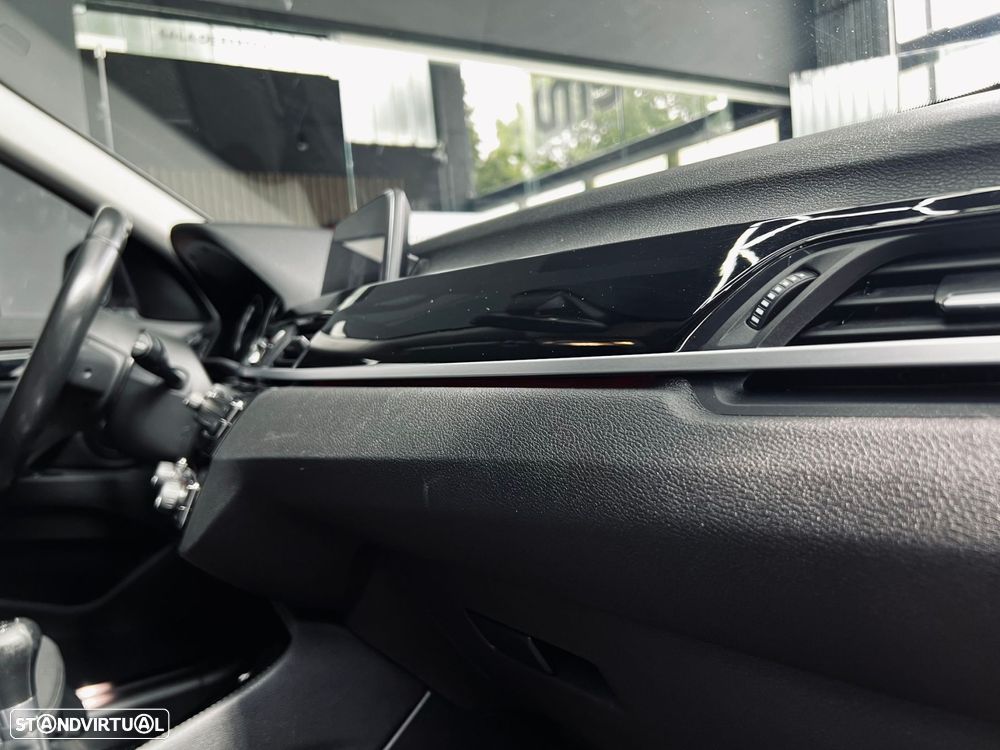 BMW X1 16 d sDrive Line Sport - 29