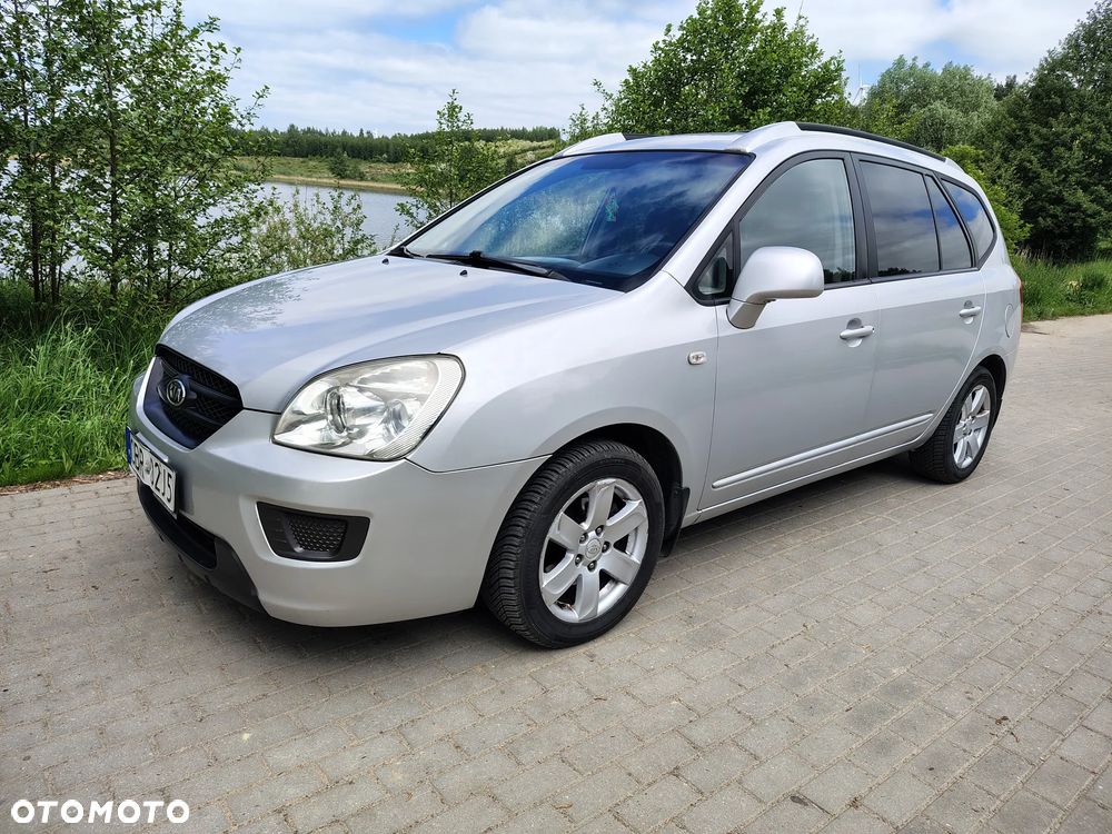 Kia Carens 2.0 CRDi Tour - 2