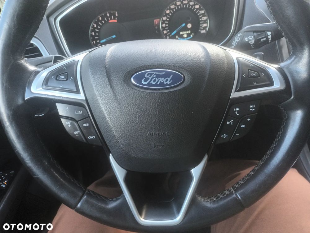 Ford Mondeo 2.0 TDCi PowerShift-Aut Allrad Titanium - 5