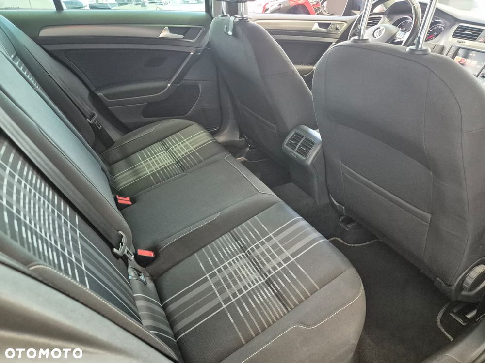 Volkswagen Golf 1.6 TDI BlueMotion Trendline - 25