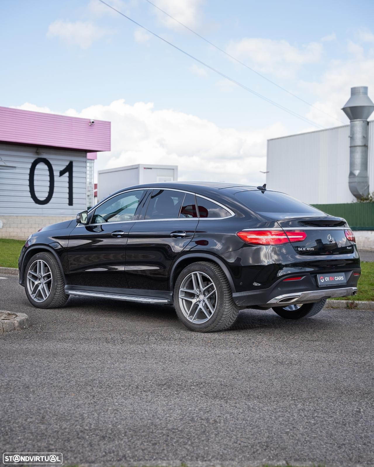 Mercedes-Benz GLE 400 4Matic 9G-TRONIC AMG Line - 11
