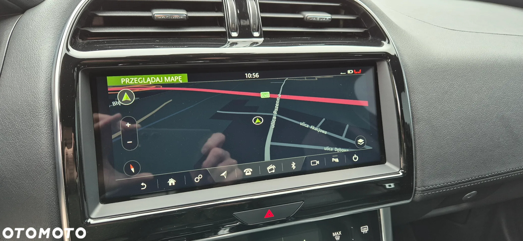 Jaguar XE - 31