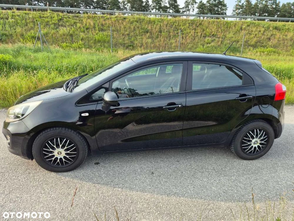 Kia Rio 1.4 crdi L - 11