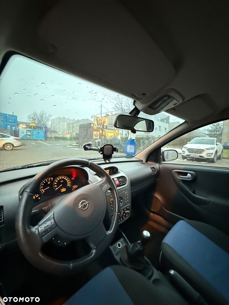 Opel Corsa - 8