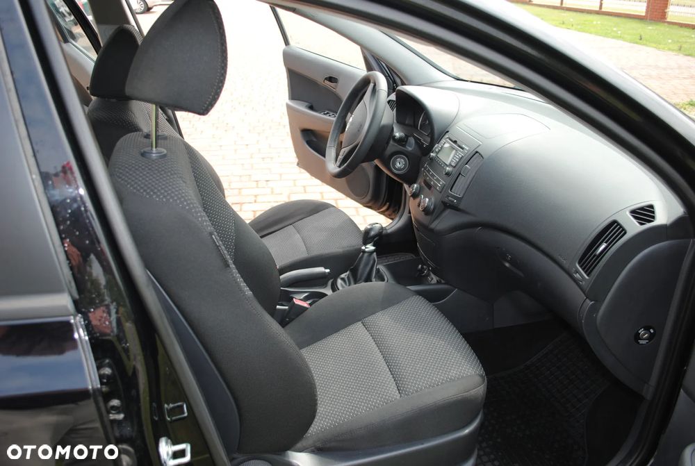 Hyundai i30 i30cw 1.6 CRDi Edition 20 - 13