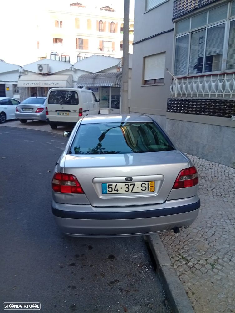 Volvo S40 1.9 D CR - 13