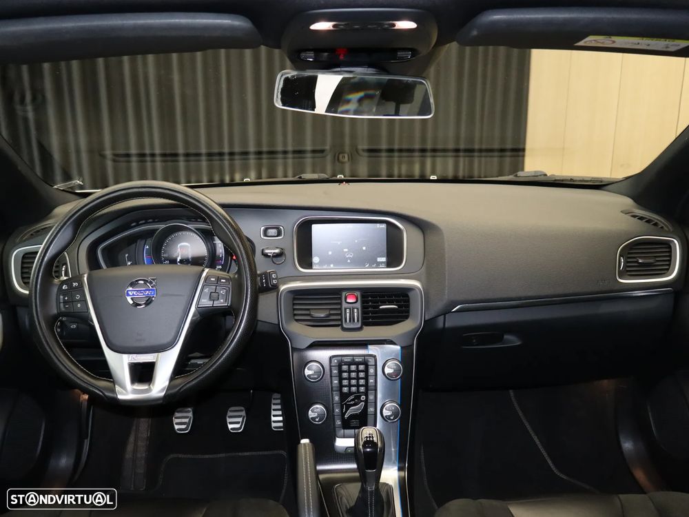 Volvo V40 D2 RDesign - 14