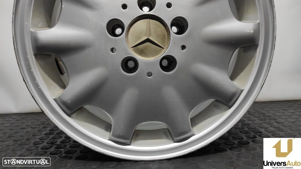PNEU MERCEDES CLASE E (W210) BERLINA DIESEL 300 TURBODIESEL (210.025) - 4
