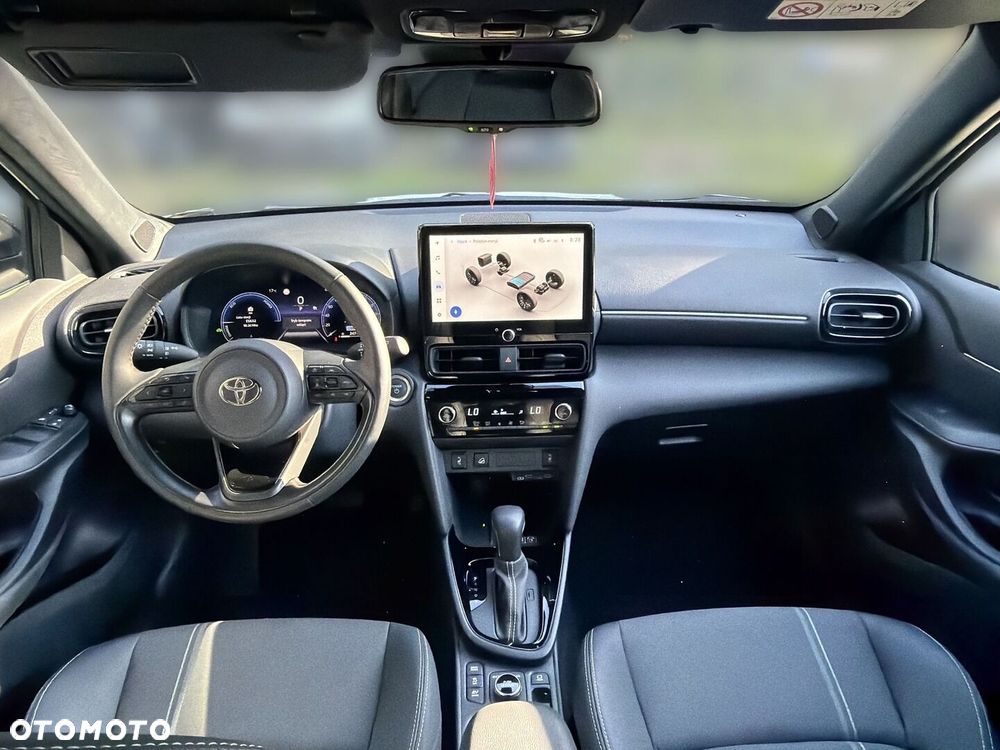 Toyota Yaris Cross Hybrid 1.5 Executive AWD - 11