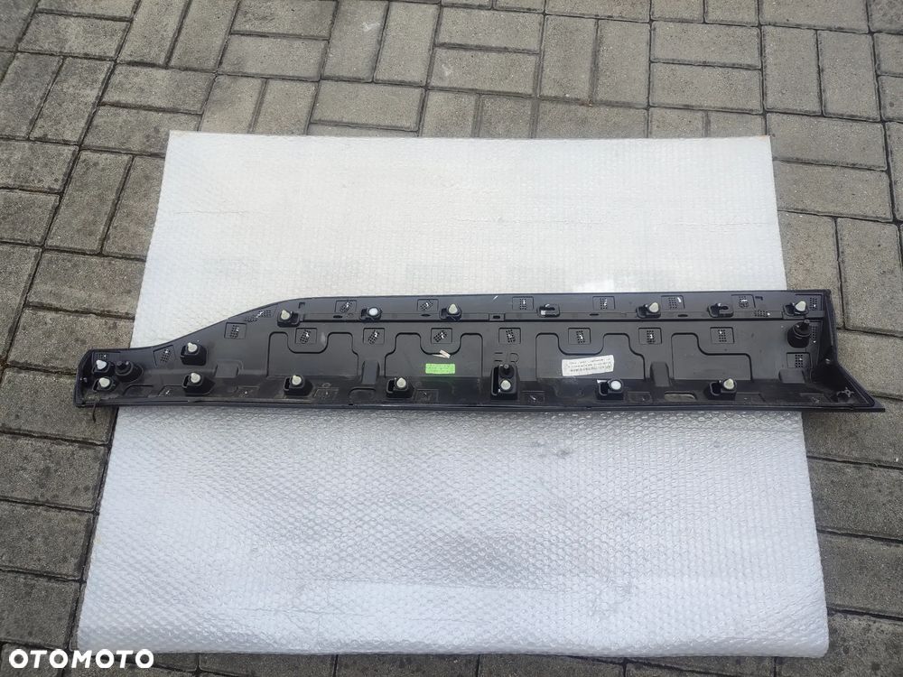 LISTWA DRZWI PRAWY PRZÓD Polestar 4 8892891969 - 6