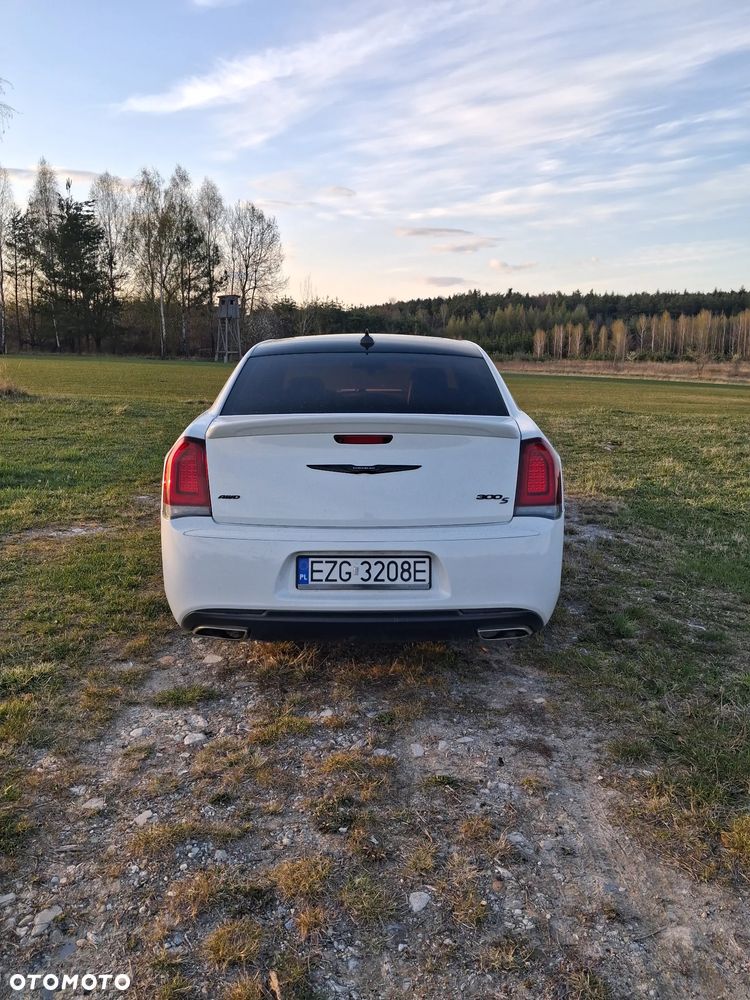 Chrysler 300s - 7