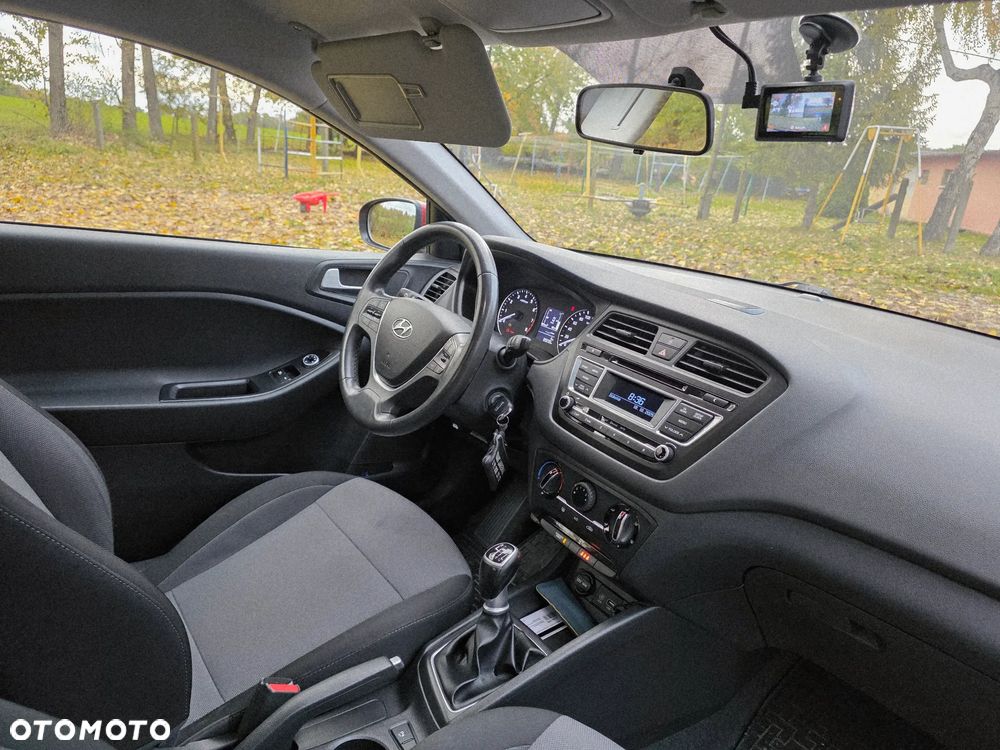 Hyundai i20 1.4 Comfort - 10