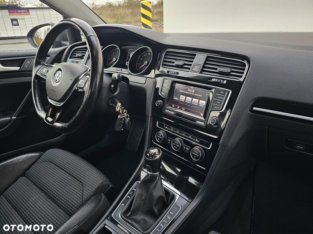 Volkswagen Golf VII Diesel 5-Türer Highline - 12