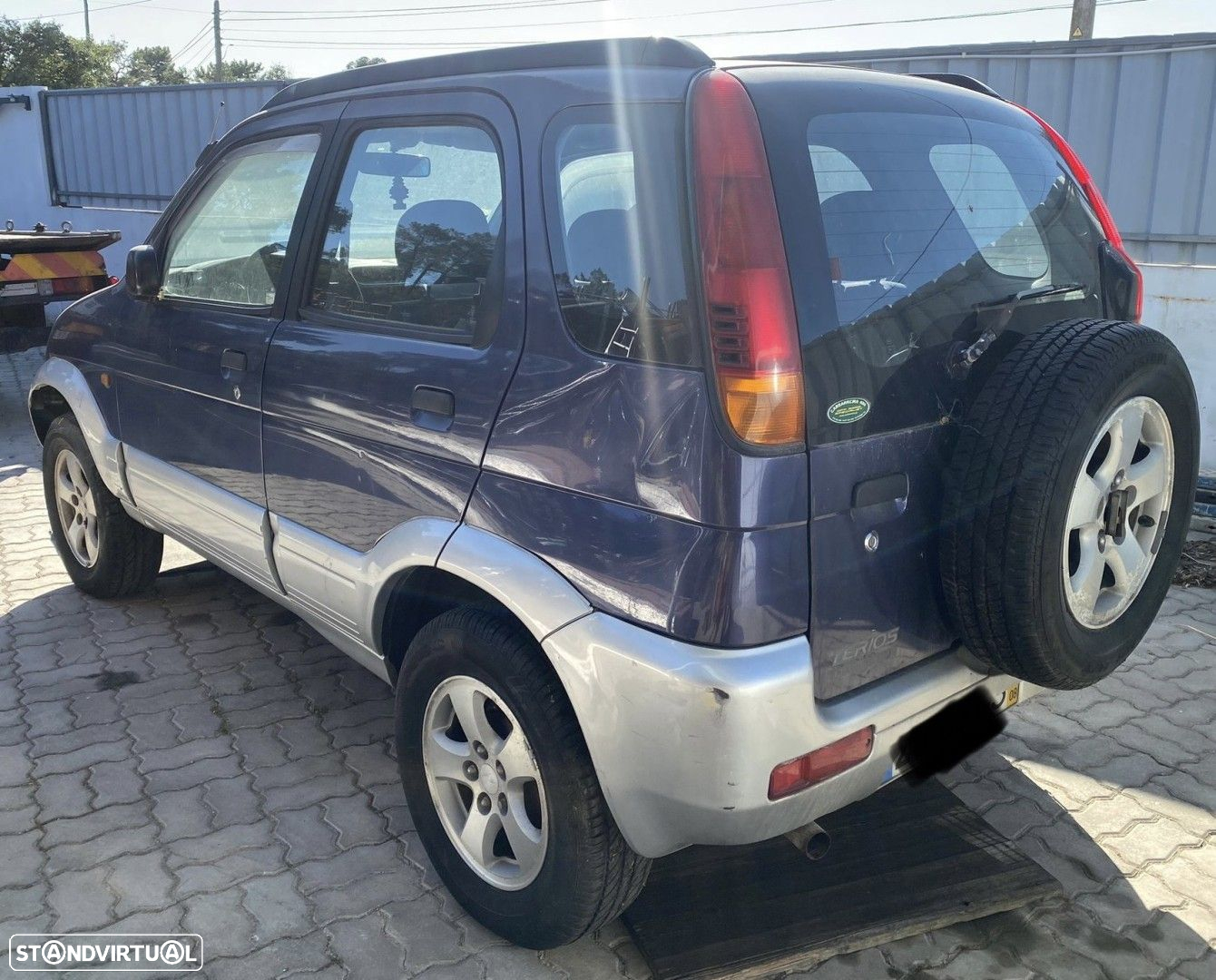 Daihatsu Terios 4x4 1.3i de 1998 disponível para peças. - MOTOR VENDIDO - 3