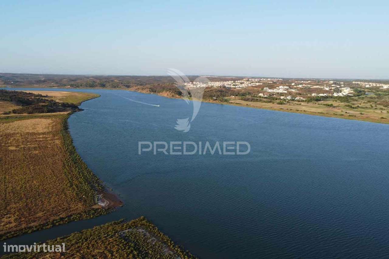 Terreno misto junto ao Guadiana, 357ha, e ruínas com 1623m2 - Grande imagem: 5/40