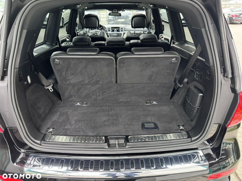 Mercedes-Benz GL - 17