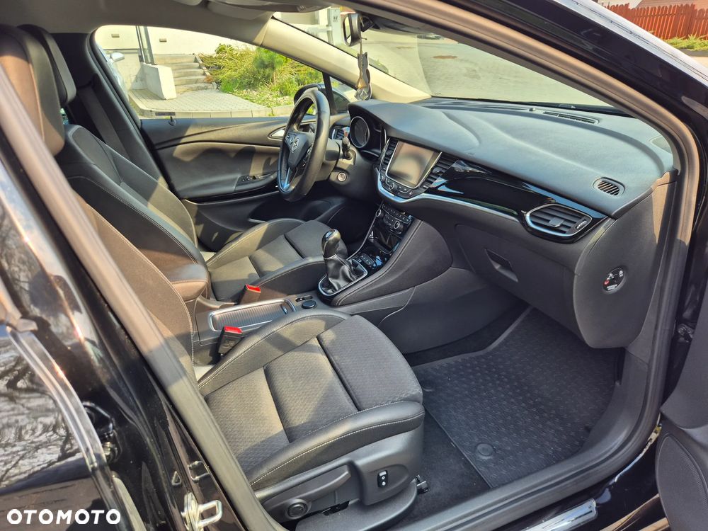 Opel Astra 1.4 Turbo Innovation - 15