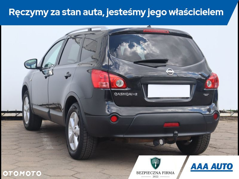 Nissan Qashqai+2 - 5