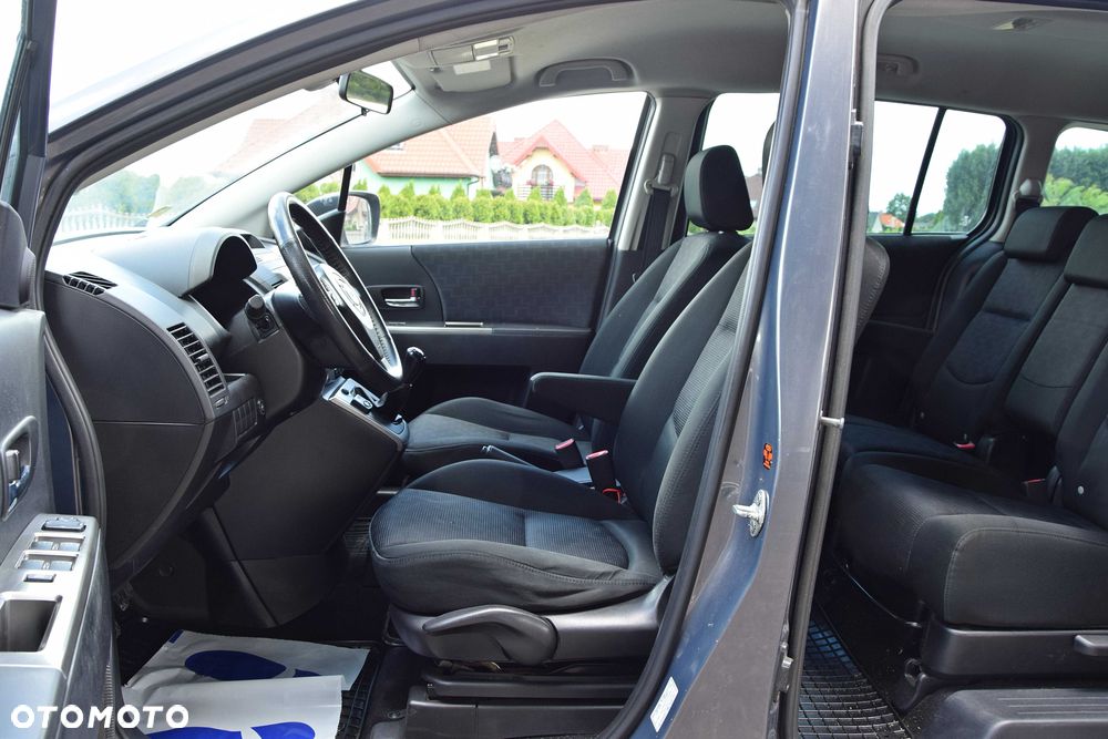 Mazda 5 - 7