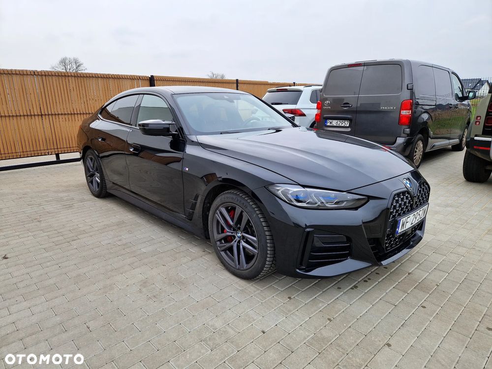 BMW Seria 4 M440i xDrive mHEV sport