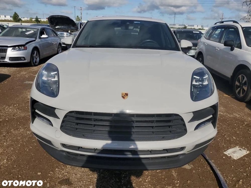 Porsche Macan - 2