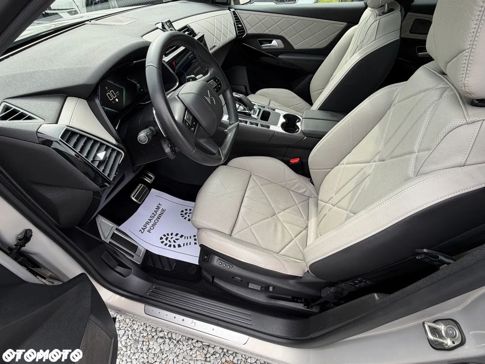 DS Automobiles DS 7 Crossback 1.6 E-Tense 4x4 Grand Chic - 26