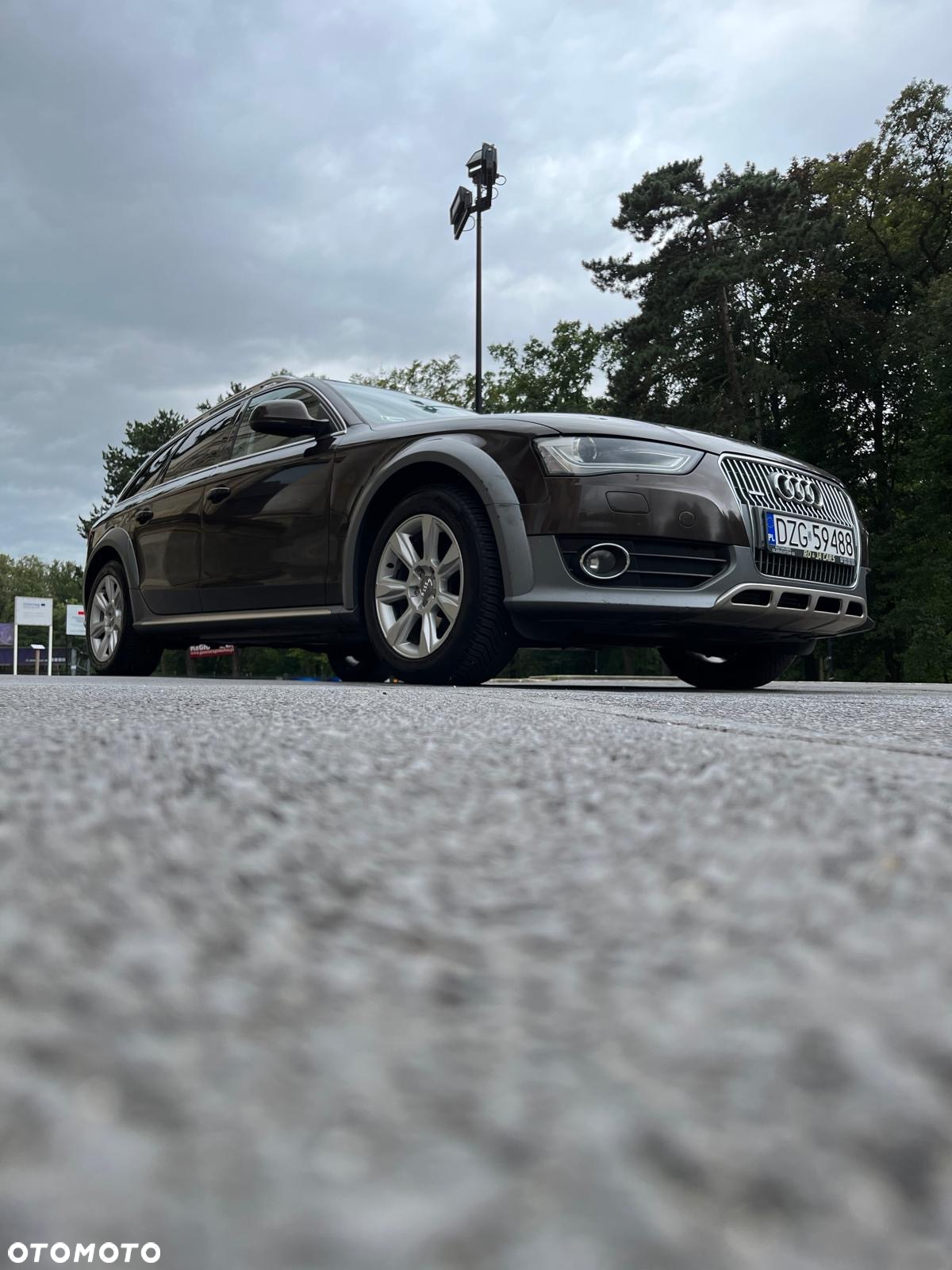 Audi A4 Allroad 2.0 TDI Quattro S tronic - 15