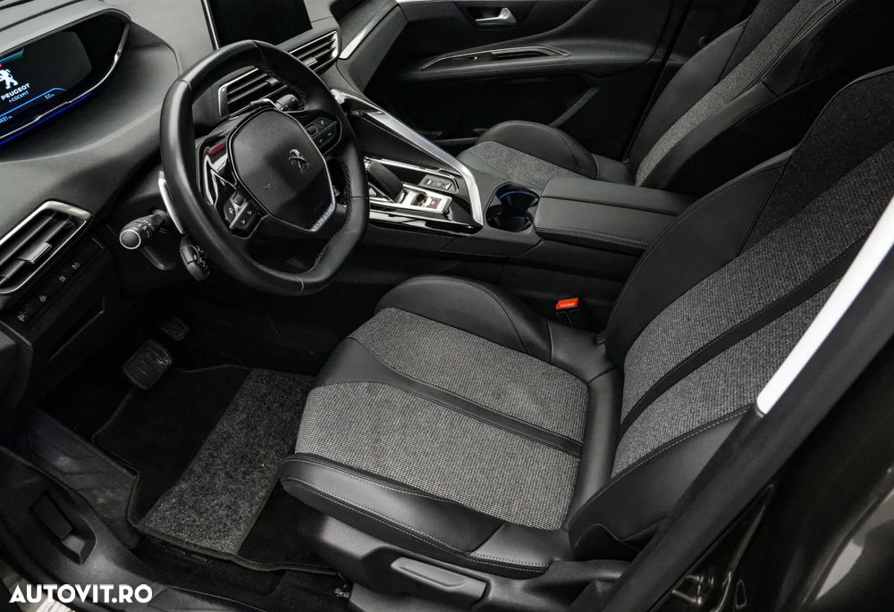 Peugeot 3008 PHEV 180 EAT8 Allure Pack - 11