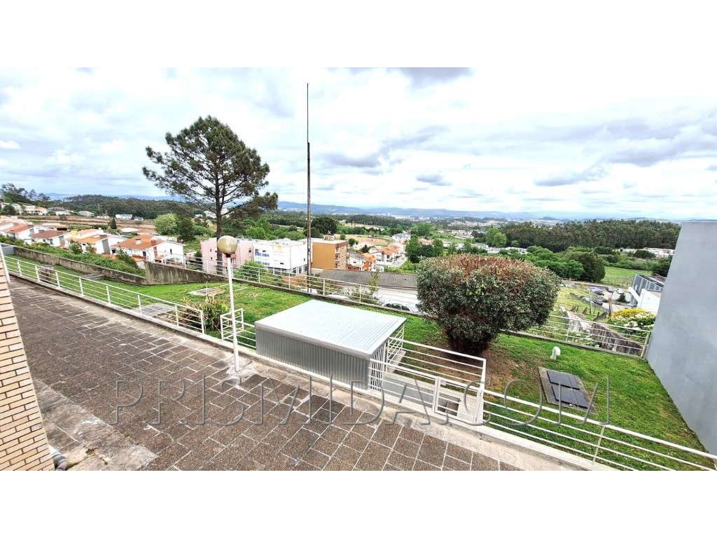 Apartamento T2 condomínio fechado nos Carvalhos (VN Gaia) - Grande imagem: 3/15