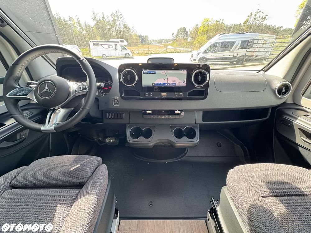 Hymer-Eriba B-MC T 680 - 12