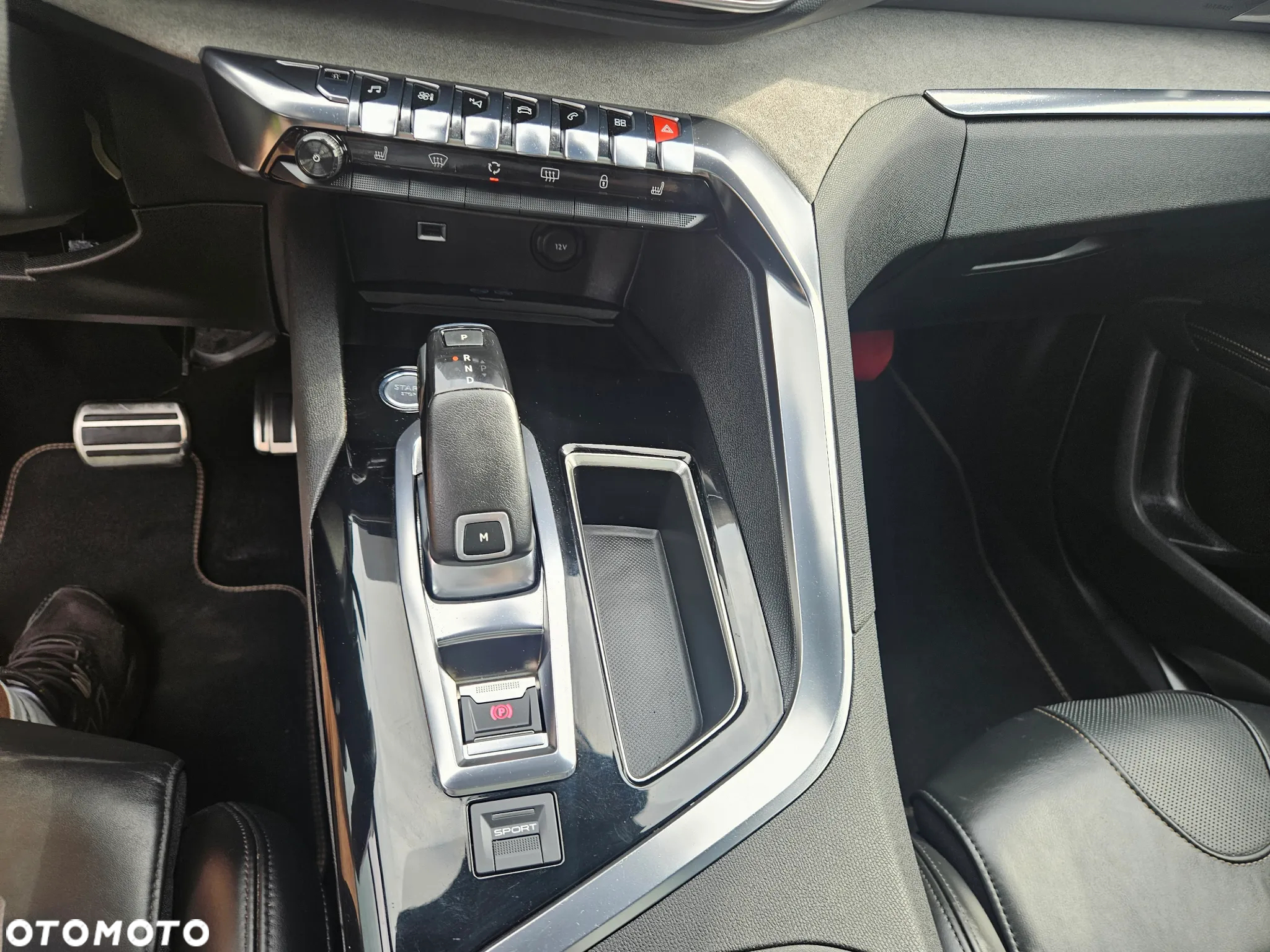 Peugeot 5008 BlueHDI 180 EAT8 GT Pack - 24