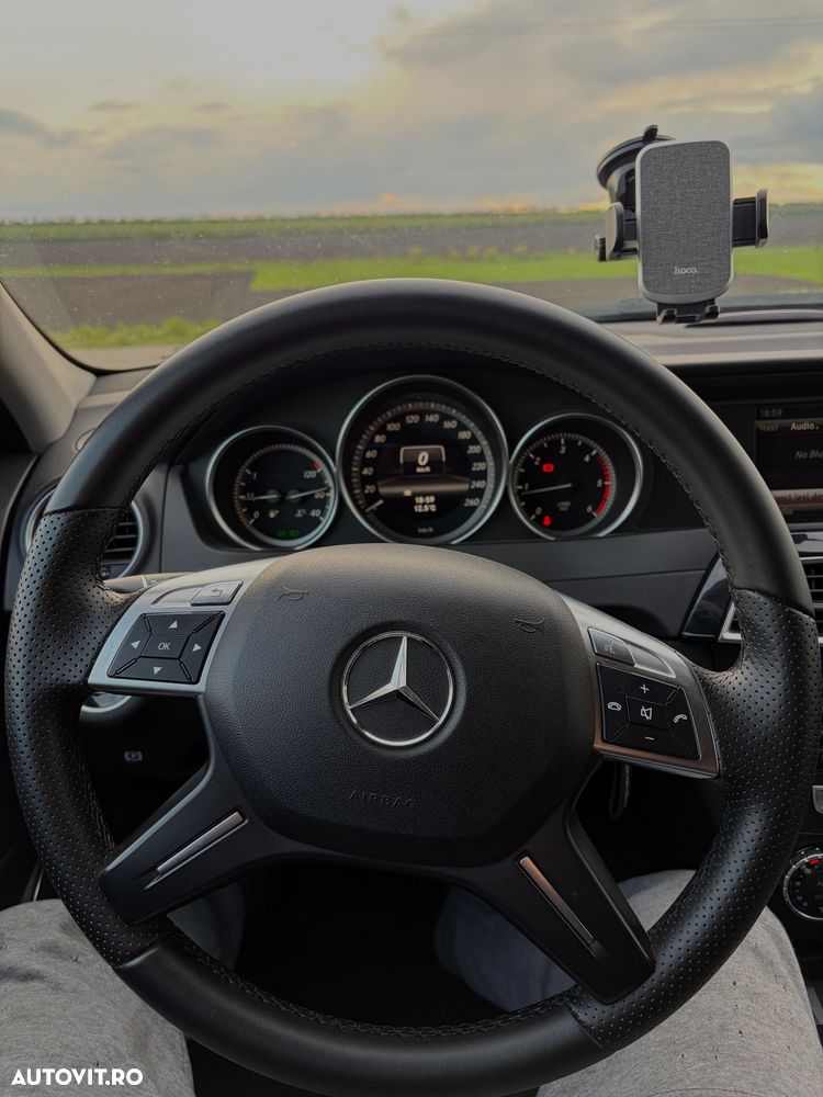 Mercedes-Benz C 180 CDI DPF (BlueEFFICIENCY) - 11