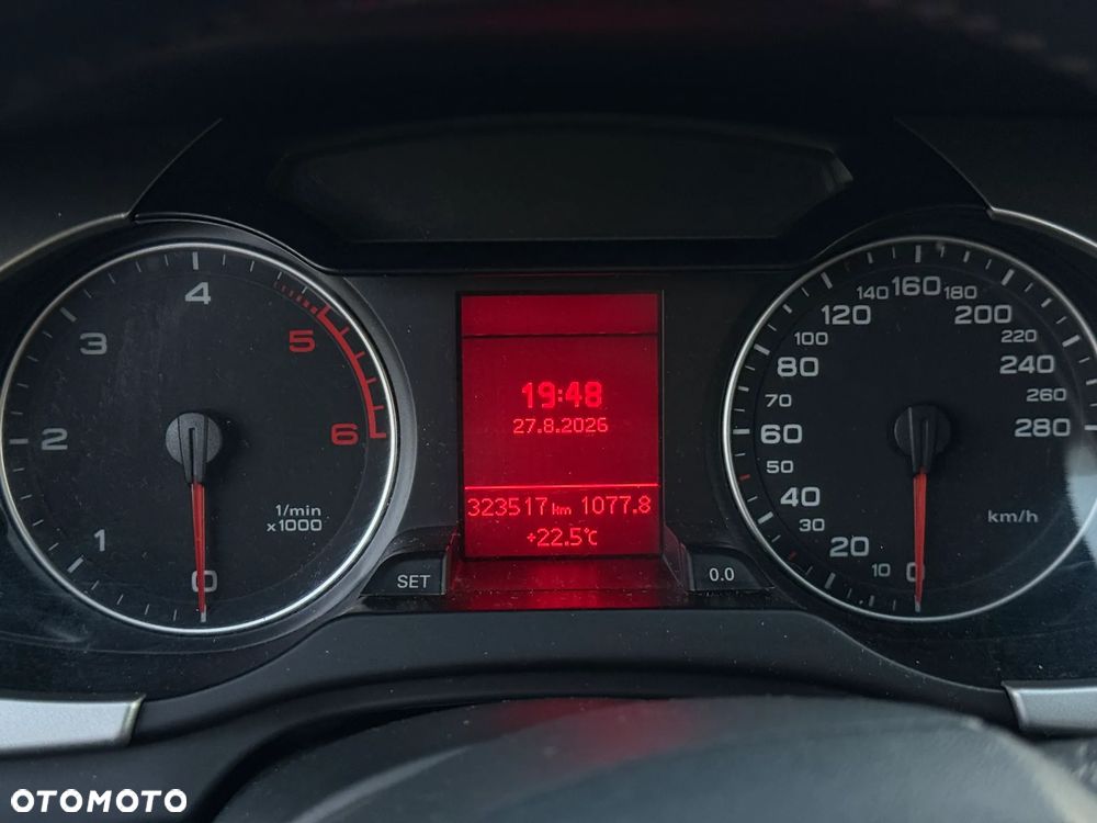 Audi A4 Limousine - 25
