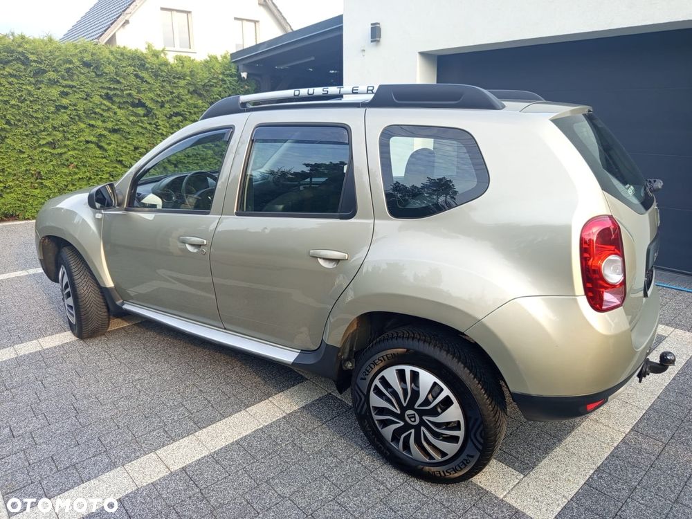 Dacia Duster 1.6 16V 4x2 Laureate - 29