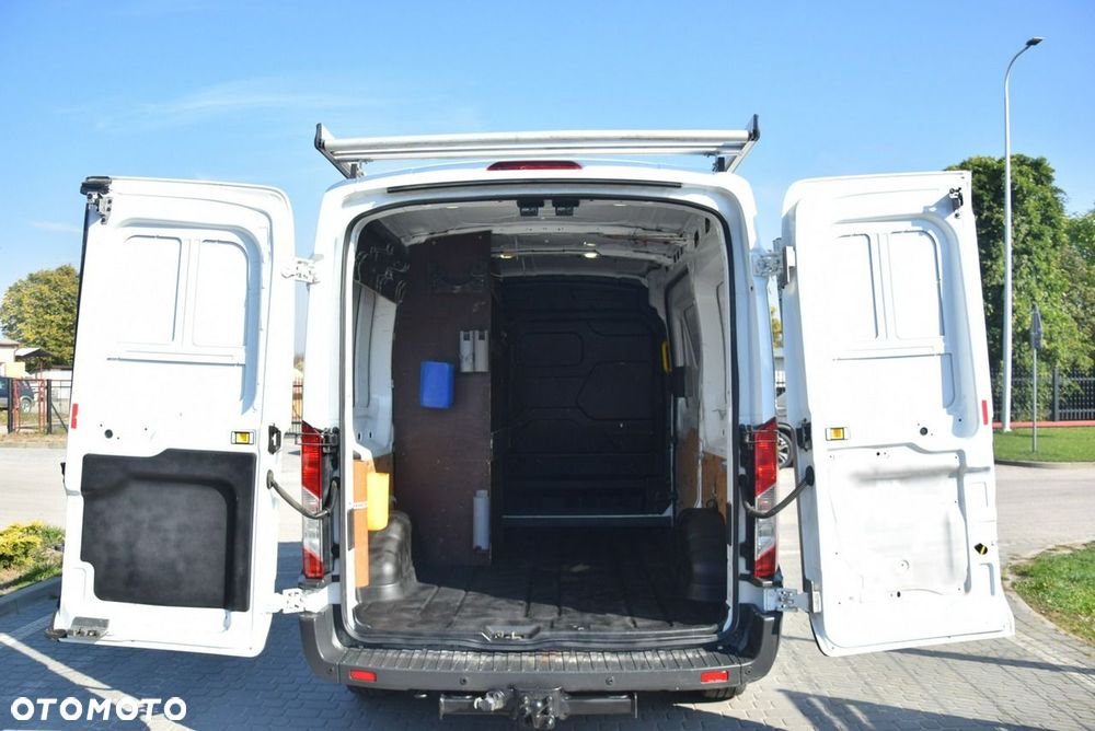 Ford Transit - 26