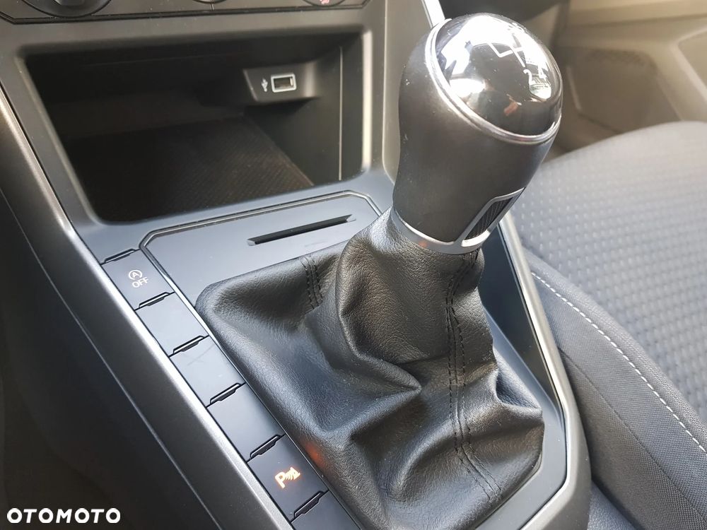 Volkswagen Polo 1.0 TSI Comfortline - 20