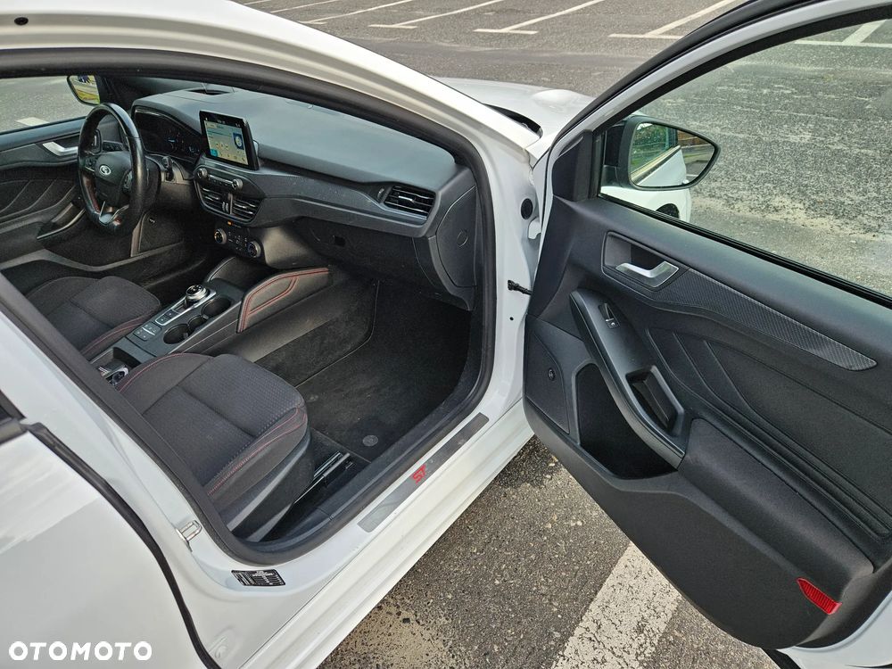 Ford Focus 2.0 TDCi ST-Line ASS PowerShift - 28