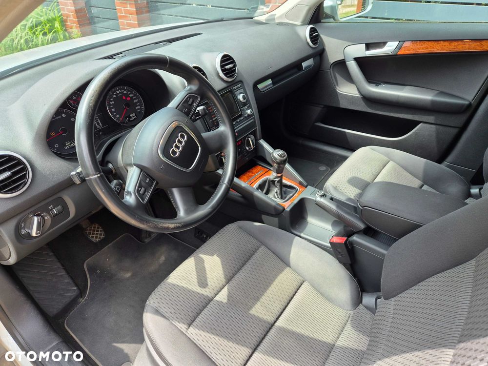 Audi A3 Sportback - 6