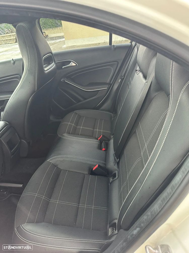 Mercedes-Benz A 200 CDI - 12